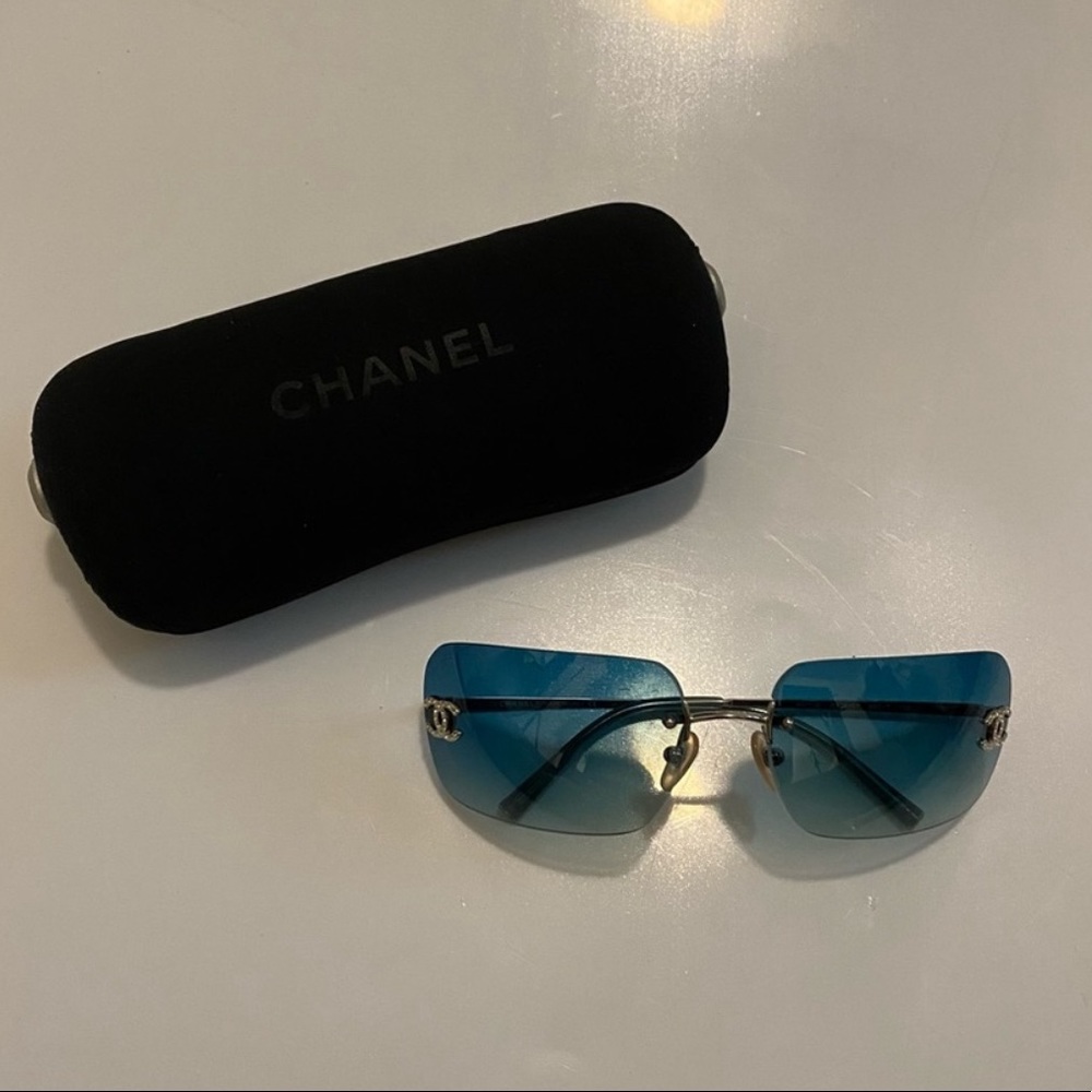 CHANEL RIMLESS SUNGLASSES - Picture 4 of 4